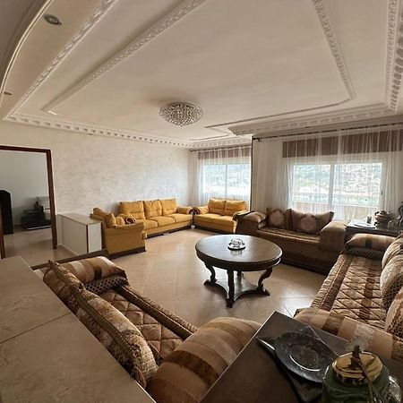 Vaste Appartement Au Centre De Tetouan Tetuão Exterior foto