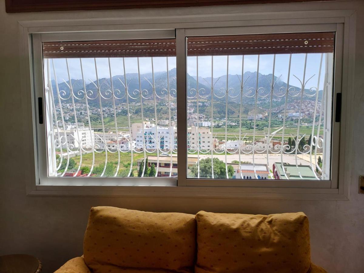 Vaste Appartement Au Centre De Tetouan Tetuão Exterior foto