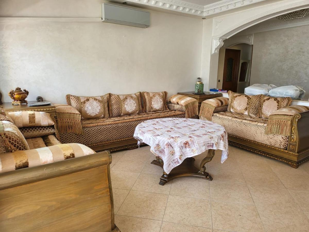 Vaste Appartement Au Centre De Tetouan Tetuão Exterior foto