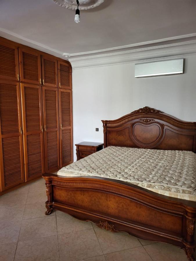Vaste Appartement Au Centre De Tetouan Tetuão Exterior foto