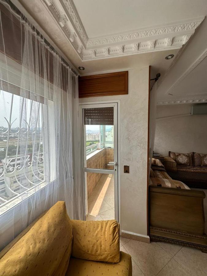 Vaste Appartement Au Centre De Tetouan Tetuão Exterior foto
