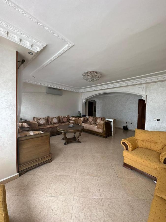 Vaste Appartement Au Centre De Tetouan Tetuão Exterior foto