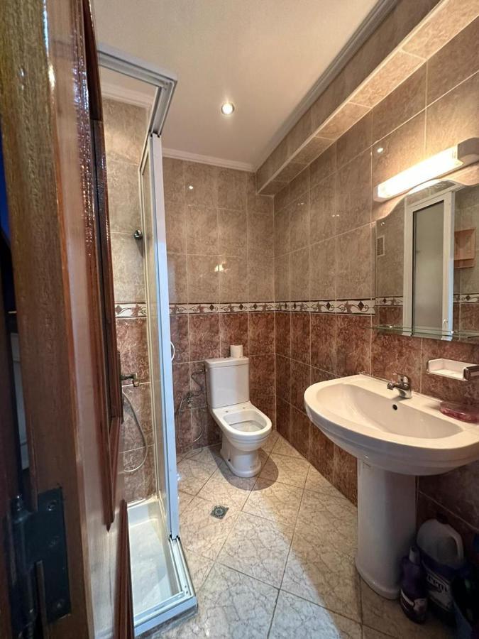 Vaste Appartement Au Centre De Tetouan Tetuão Exterior foto